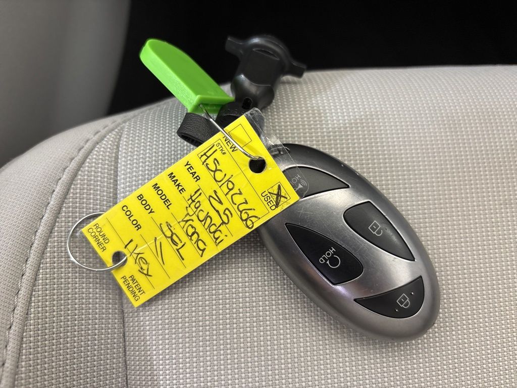 2025 Hyundai Kona SEL Convenience - Photo 35