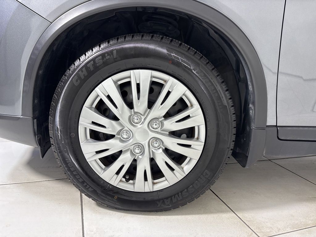 Thumbnail: 2015 Nissan Rogue - 9