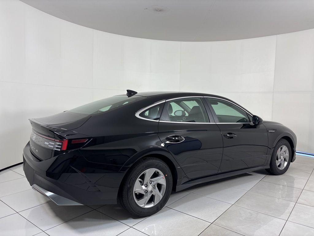 Thumbnail: 2026 Hyundai Sonata - 5