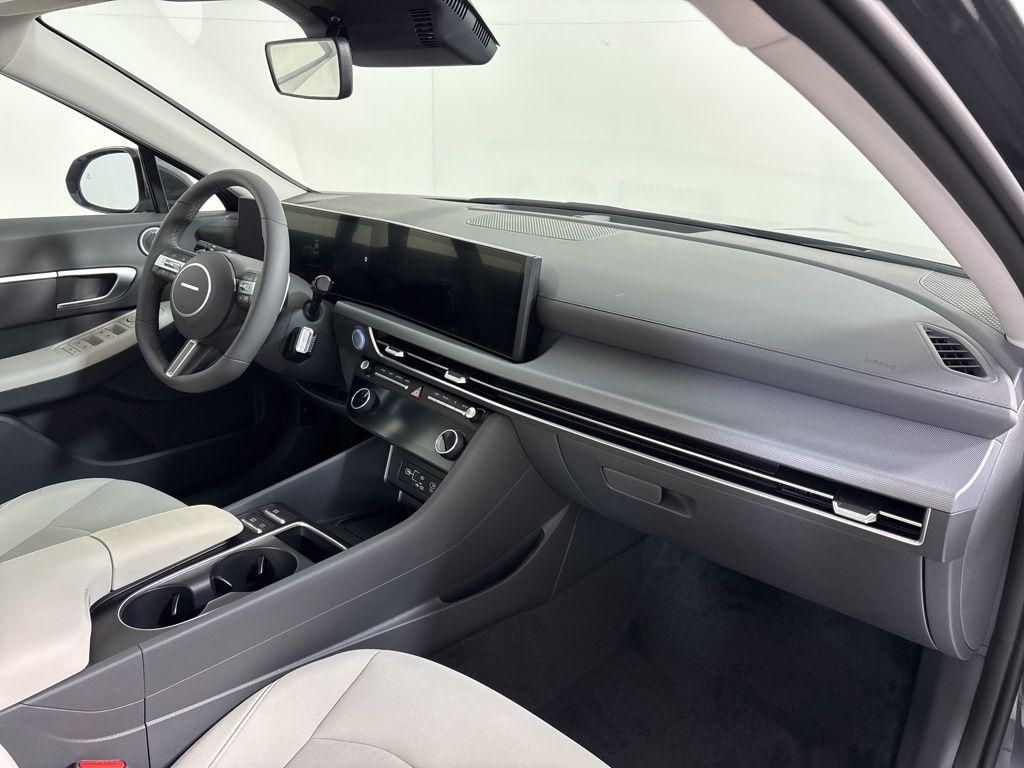 Thumbnail: 2026 Hyundai Sonata - 13