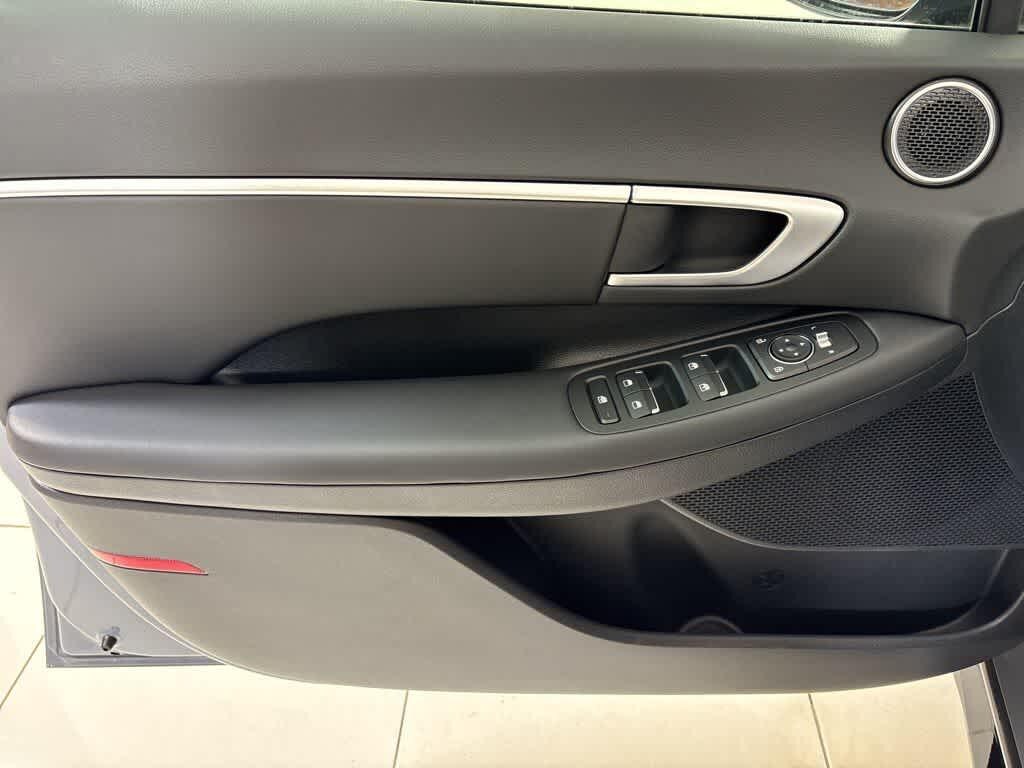 Thumbnail: 2025 Hyundai Sonata - 16