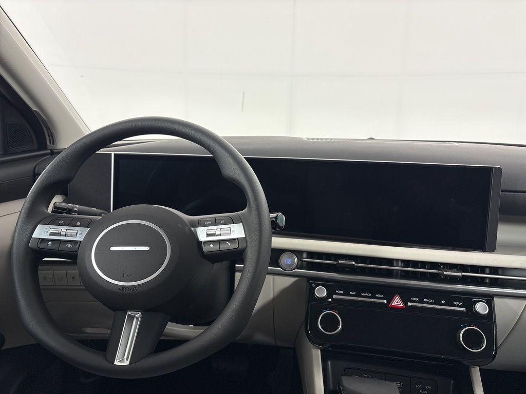 Thumbnail: 2026 Hyundai Tucson - 21