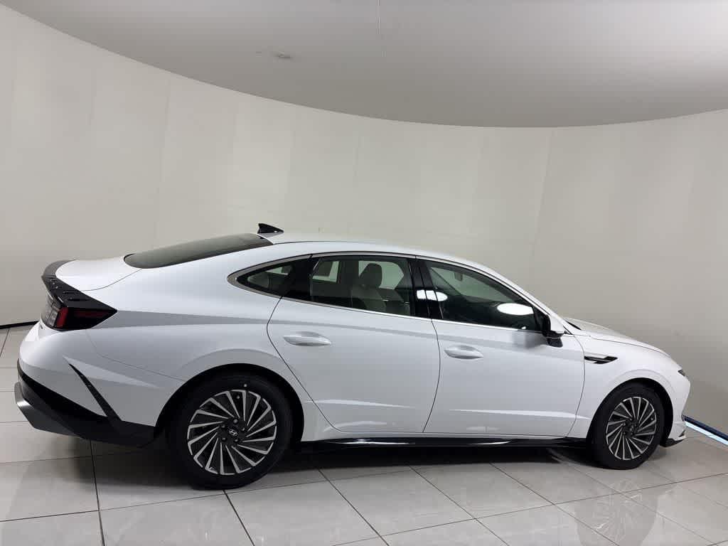 Thumbnail: 2025 Hyundai Sonata - 6