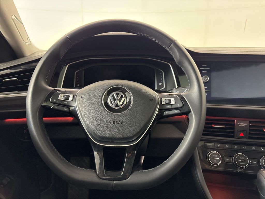 Thumbnail: 2019 Volkswagen Jetta - 22