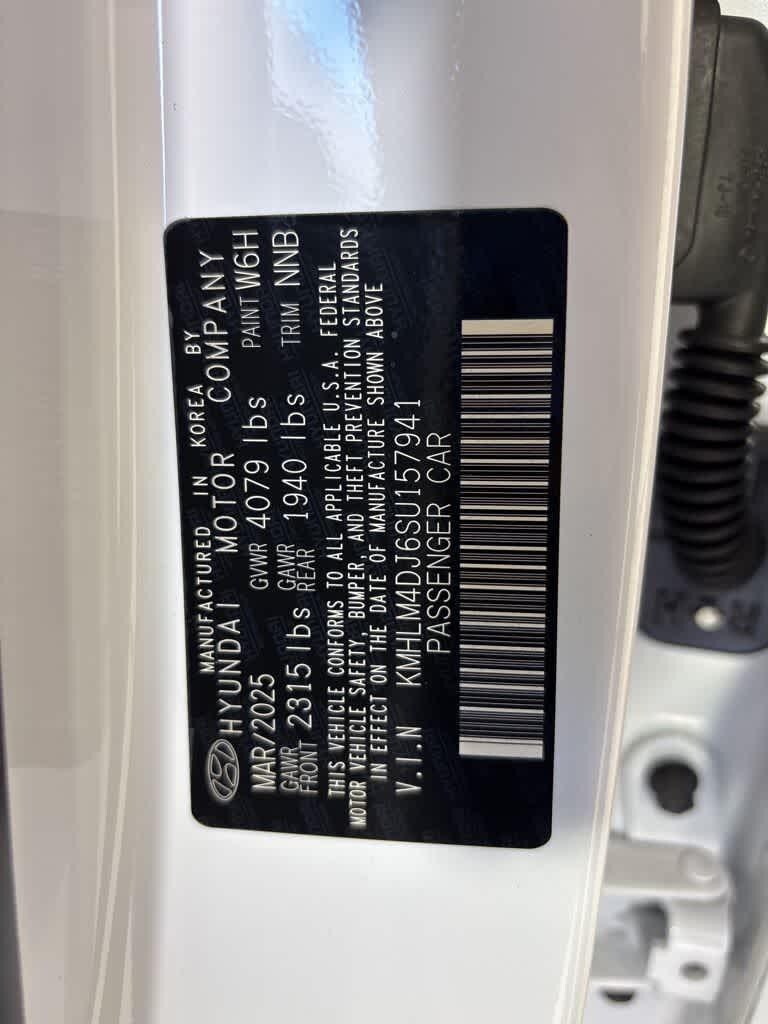 Thumbnail: 2025 Hyundai Elantra - 11