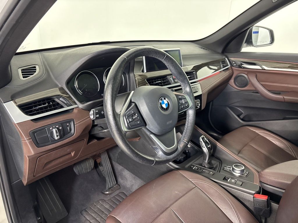 Thumbnail: 2021 BMW X1 - 16