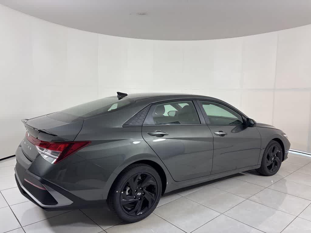 Thumbnail: 2026 Hyundai Elantra - 5