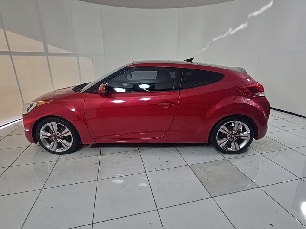 Thumbnail: 2016 Hyundai Veloster - 8