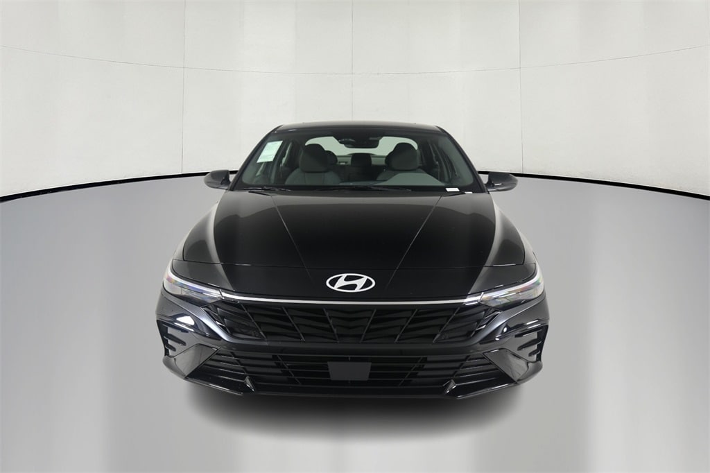 Thumbnail: 2025 Hyundai Elantra - 2
