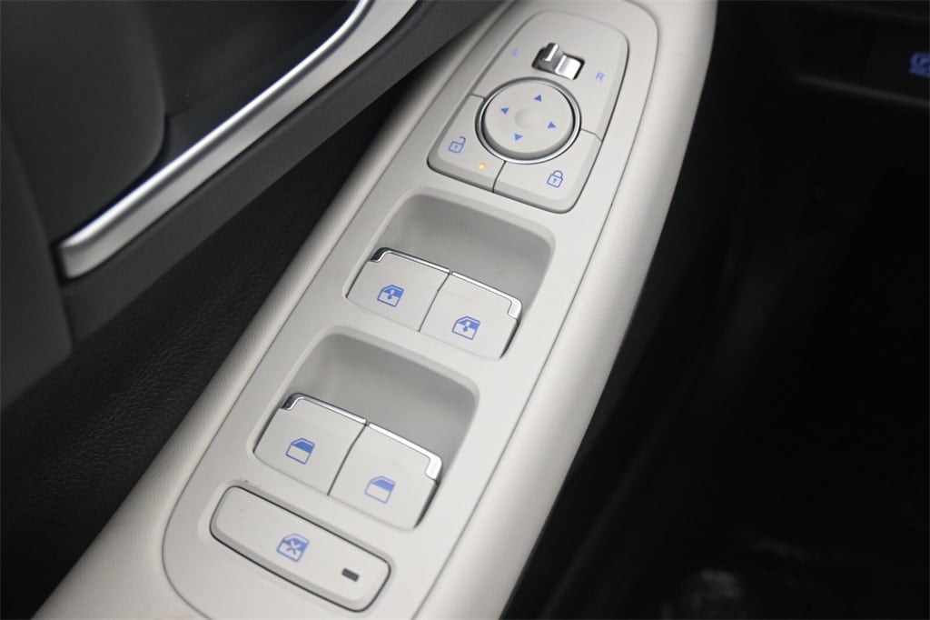 Thumbnail: 2024 Hyundai Sonata - 17