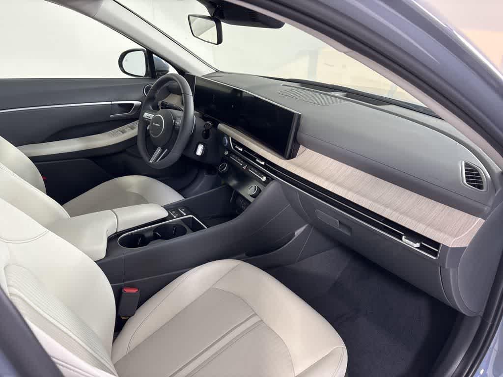 Thumbnail: 2025 Hyundai Sonata - 13