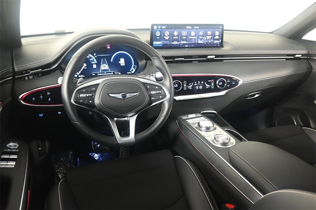 Thumbnail: 2025 Genesis GV70 - 11