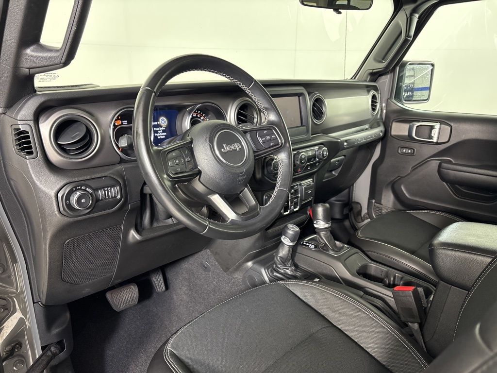 Thumbnail: 2021 Jeep Wrangler - 15