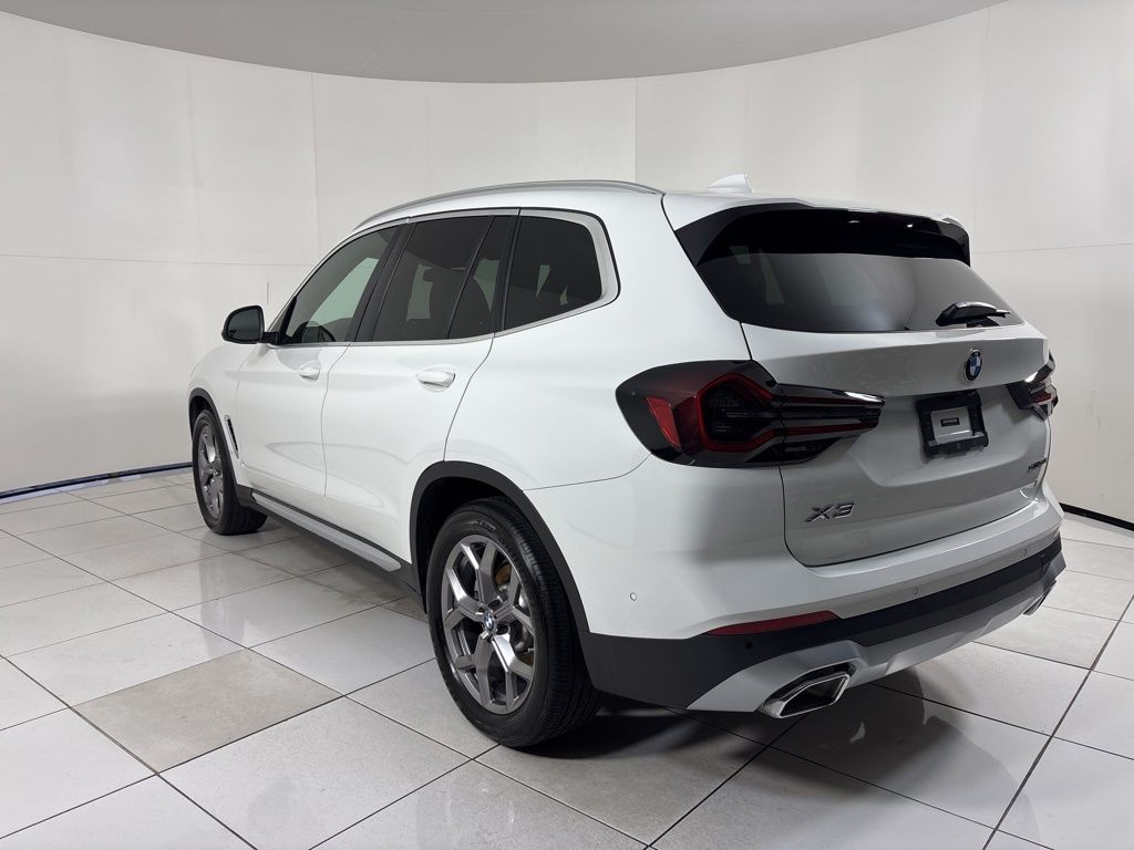 Thumbnail: 2023 BMW X3 - 3