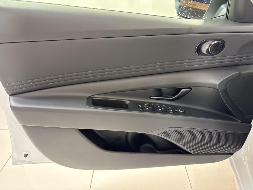 Thumbnail: 2026 Hyundai Elantra - 16