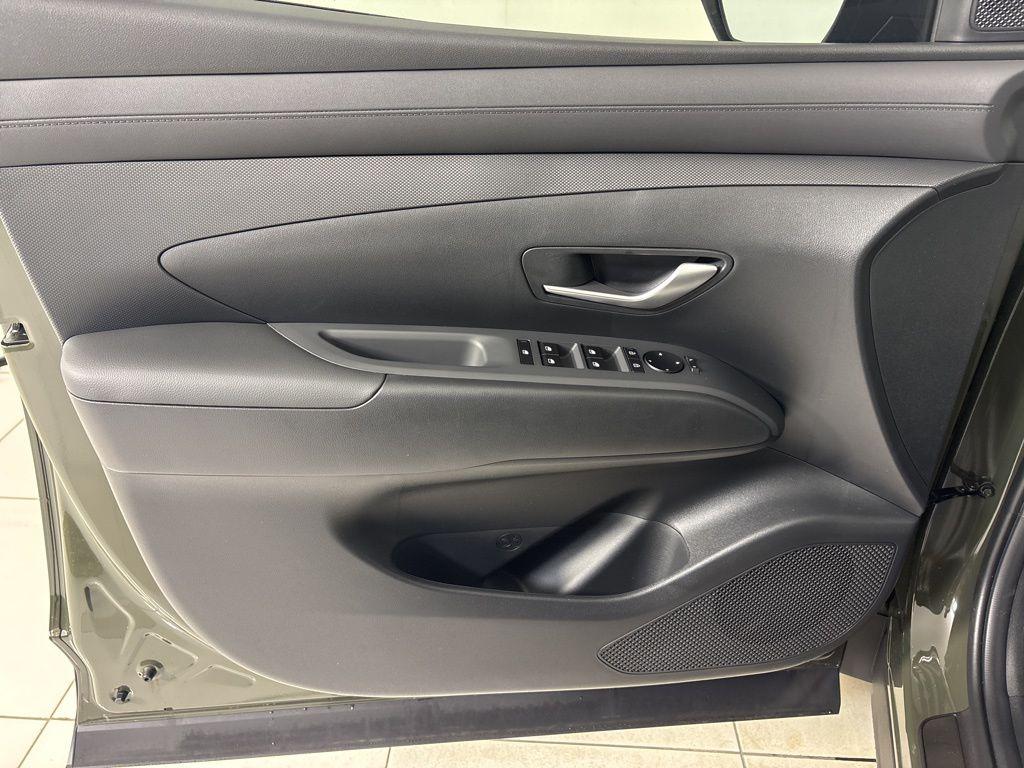 Thumbnail: 2026 Hyundai Tucson - 16