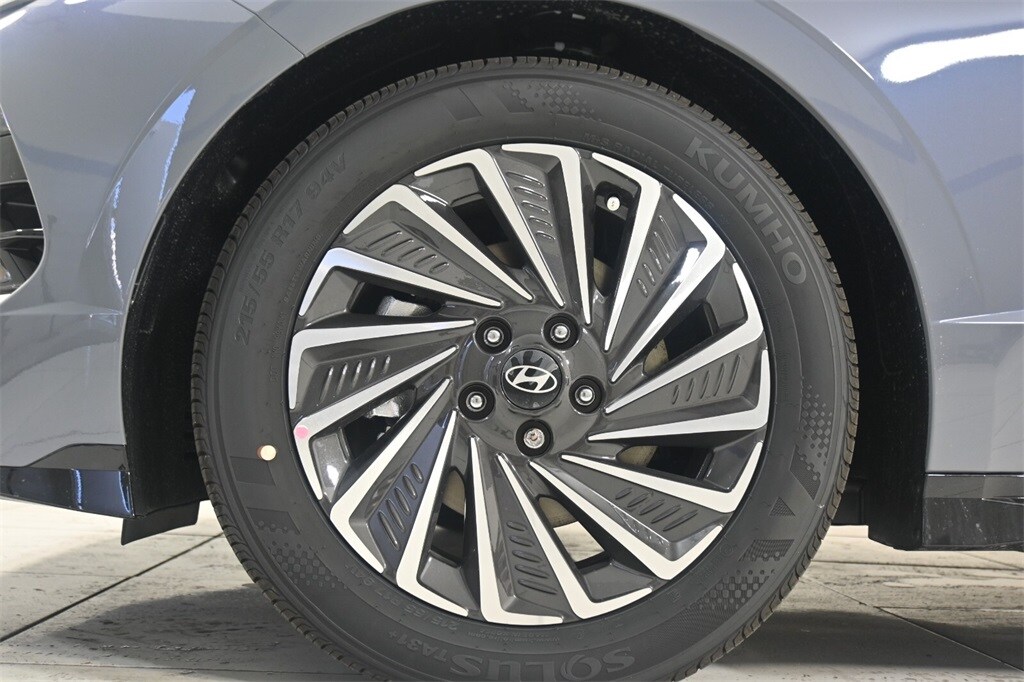 Thumbnail: 2025 Hyundai Sonata - 9