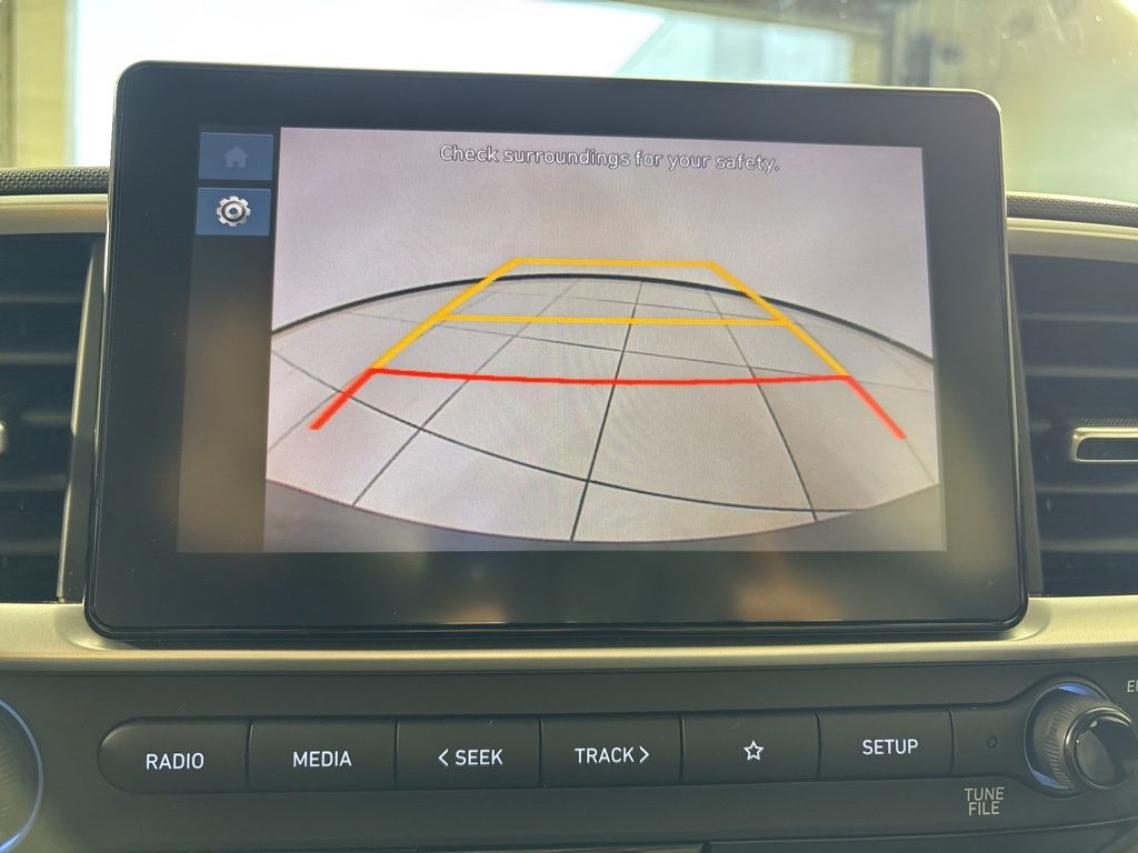 Thumbnail: 2023 Hyundai Venue - 26