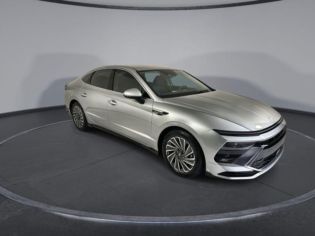 Thumbnail: 2025 Hyundai Sonata - 2