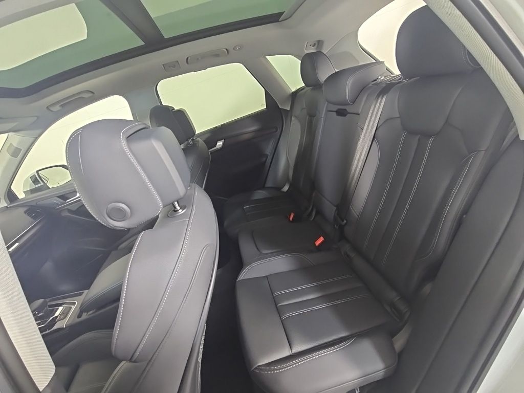 Thumbnail: 2024 Audi Q5 - 29