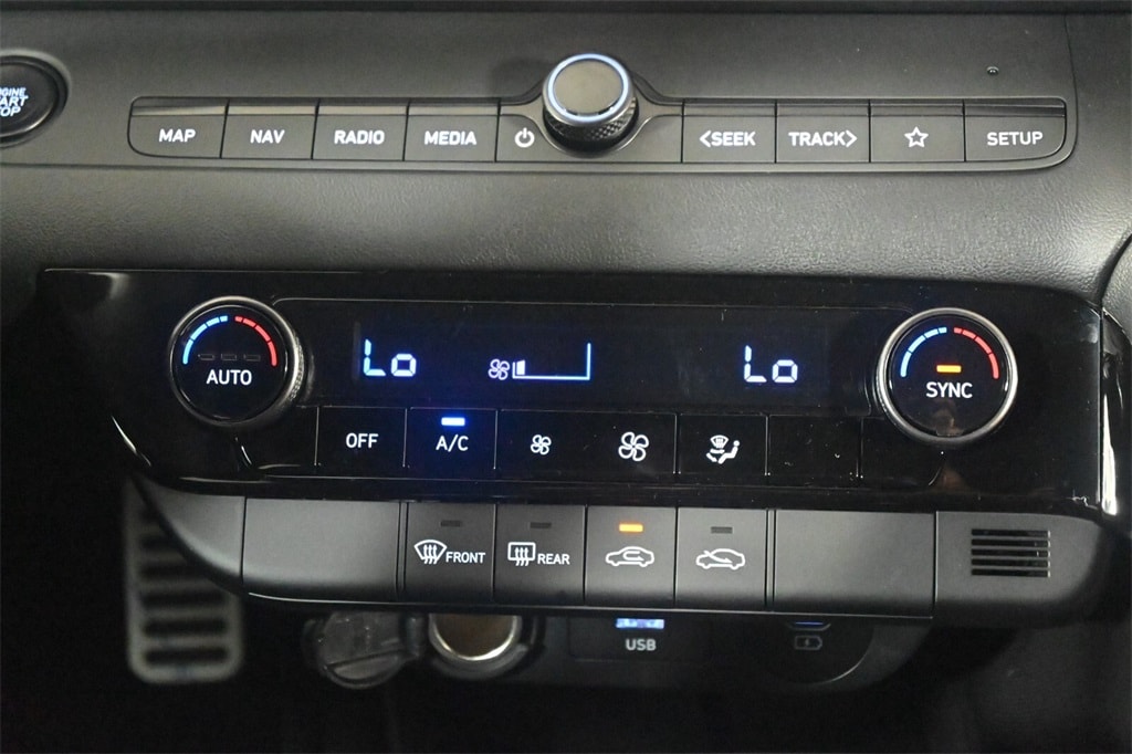 Thumbnail: 2025 Hyundai Elantra - 20