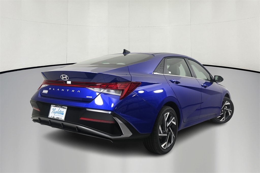 Thumbnail: 2025 Hyundai Elantra - 7