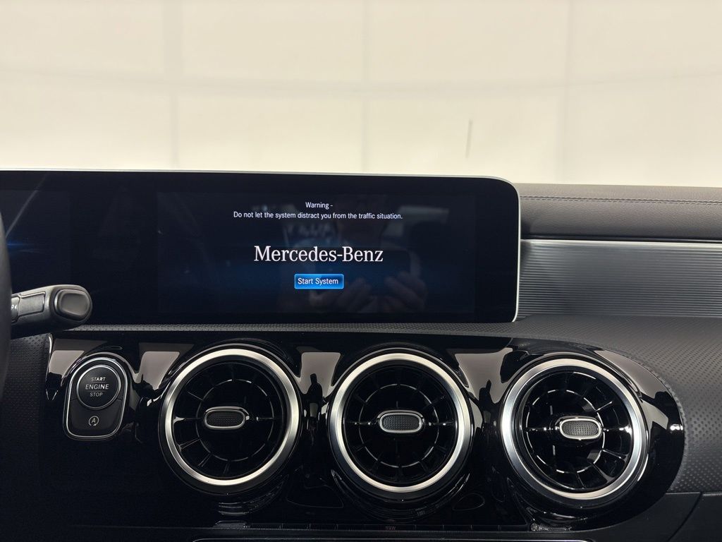 Thumbnail: 2020 Mercedes-Benz CLA - 23