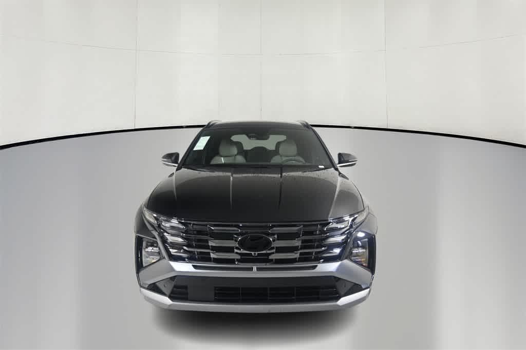 New 2025 Hyundai Tucson Limited FWD SUV