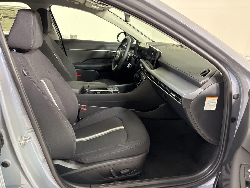 Thumbnail: 2025 Hyundai Sonata - 12