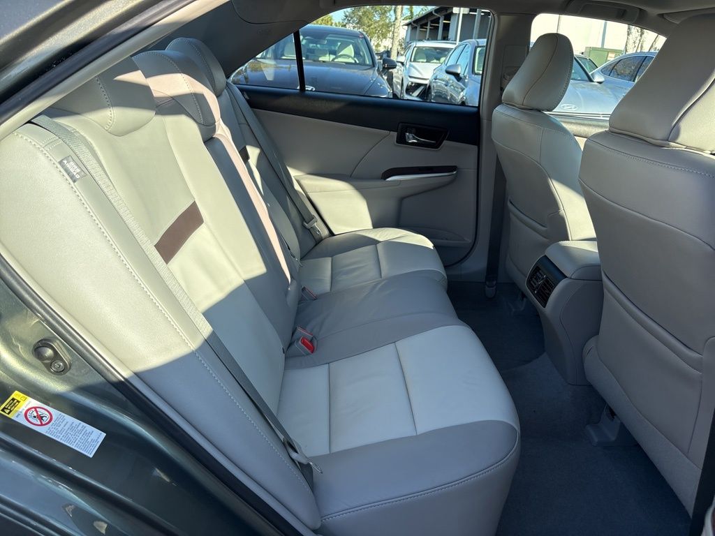 Thumbnail: 2012 Toyota Camry - 17