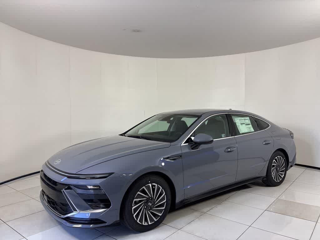 Thumbnail: 2025 Hyundai Sonata - 1