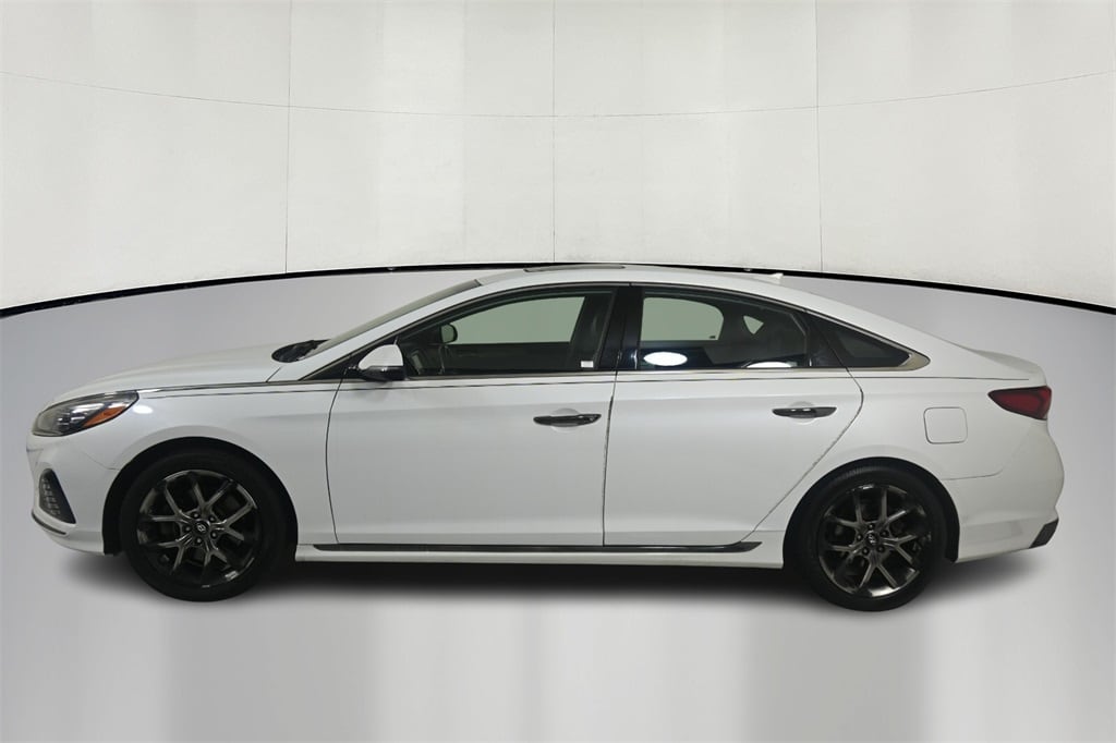 Thumbnail: 2018 Hyundai Sonata - 4