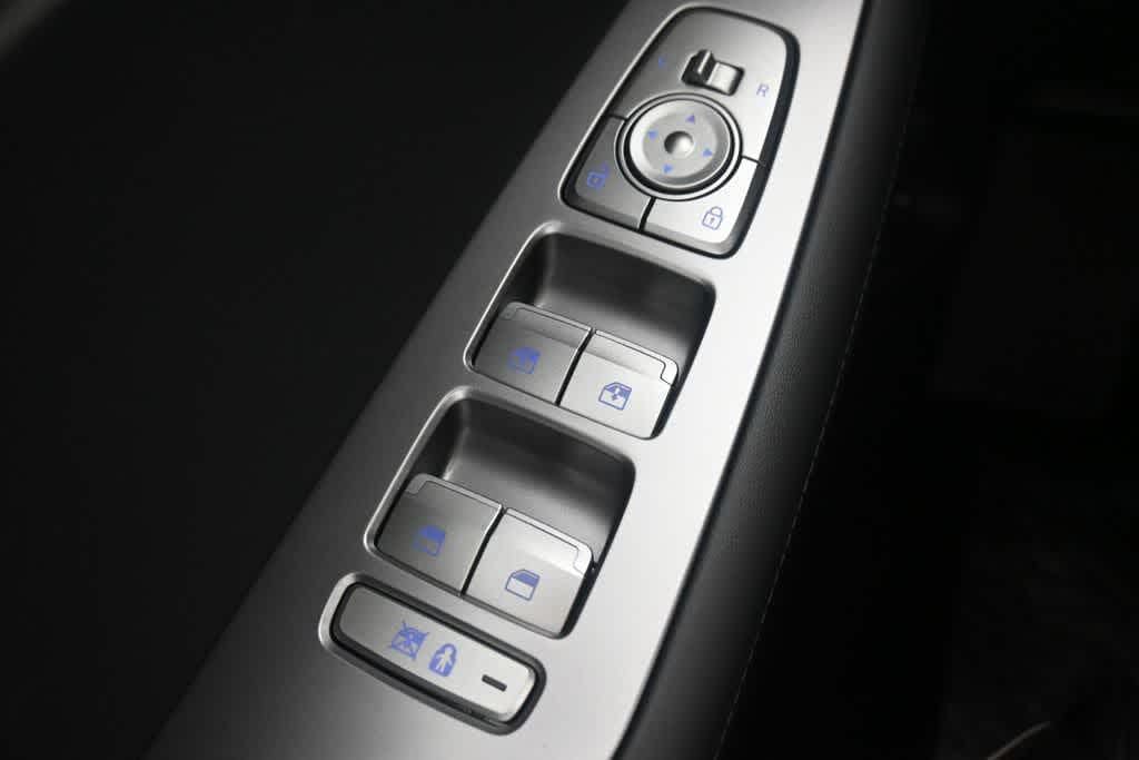 Thumbnail: 2025 Hyundai Palisade - 16