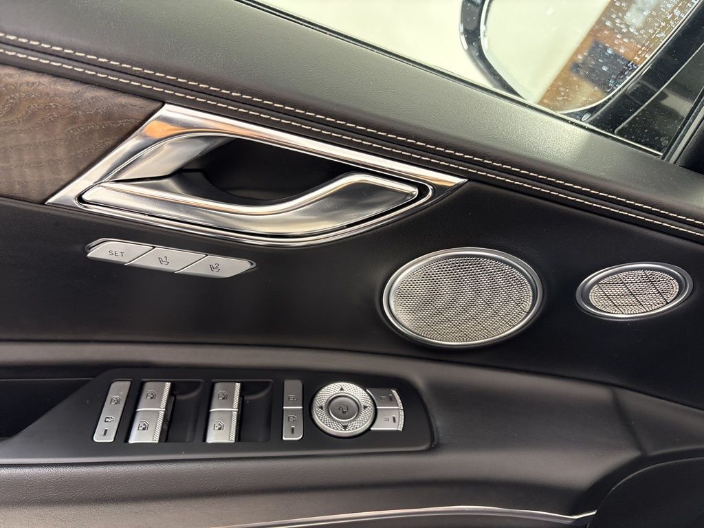 Thumbnail: 2024 Genesis GV80 - 17