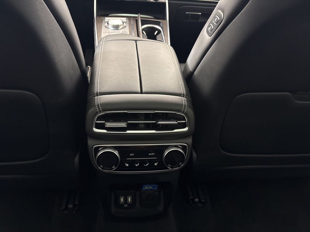 Thumbnail: 2024 Genesis GV80 - 27