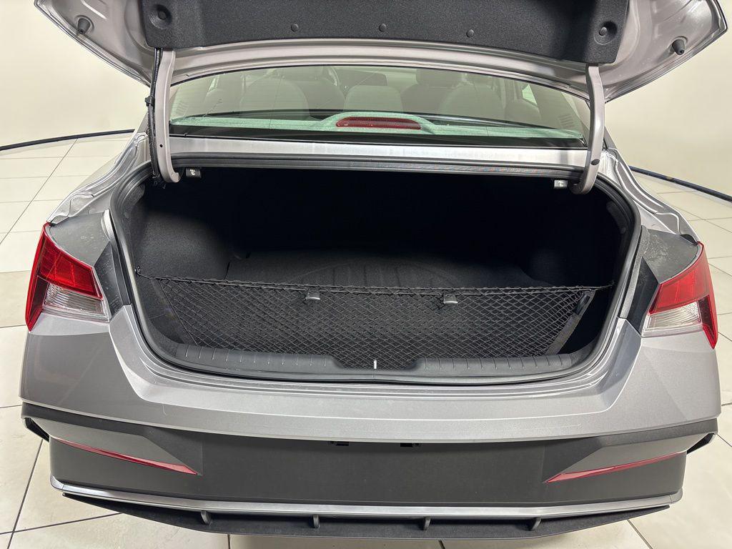 Thumbnail: 2026 Hyundai Elantra - 24