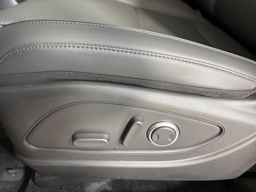 Thumbnail: 2026 Hyundai Palisade - 16