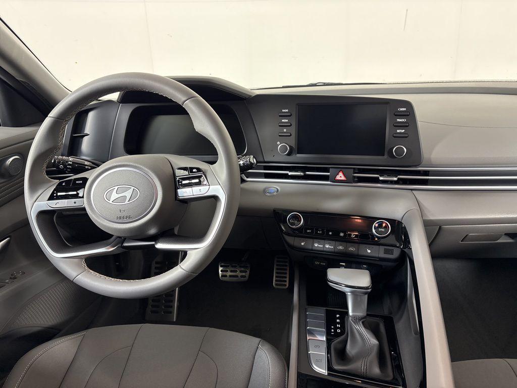 Thumbnail: 2026 Hyundai Elantra - 21