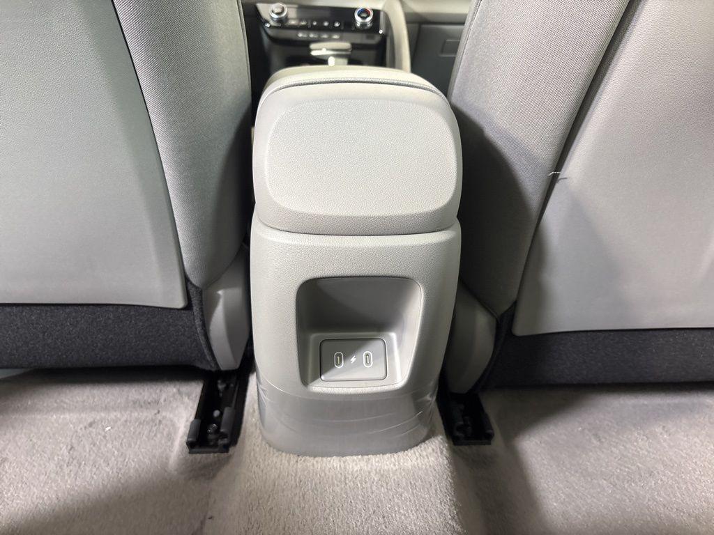 Thumbnail: 2026 Hyundai Elantra - 23