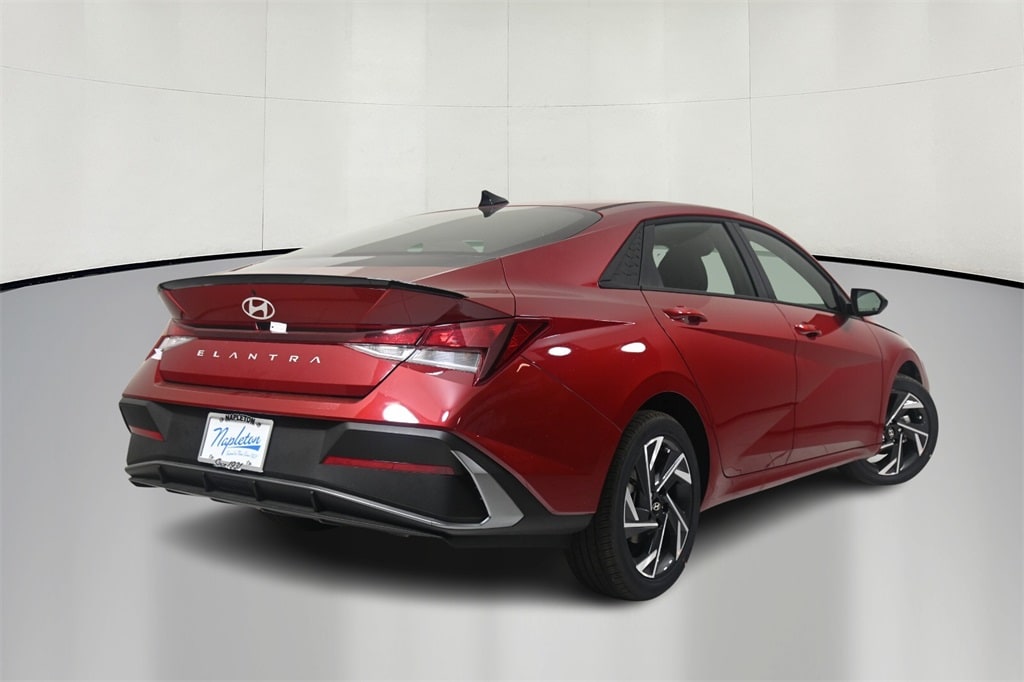 Thumbnail: 2025 Hyundai Elantra - 7