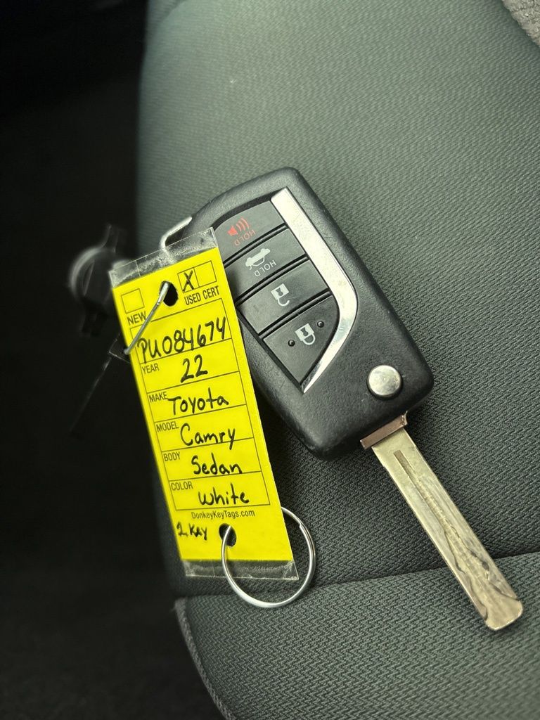 Thumbnail: 2023 Toyota Camry - 28