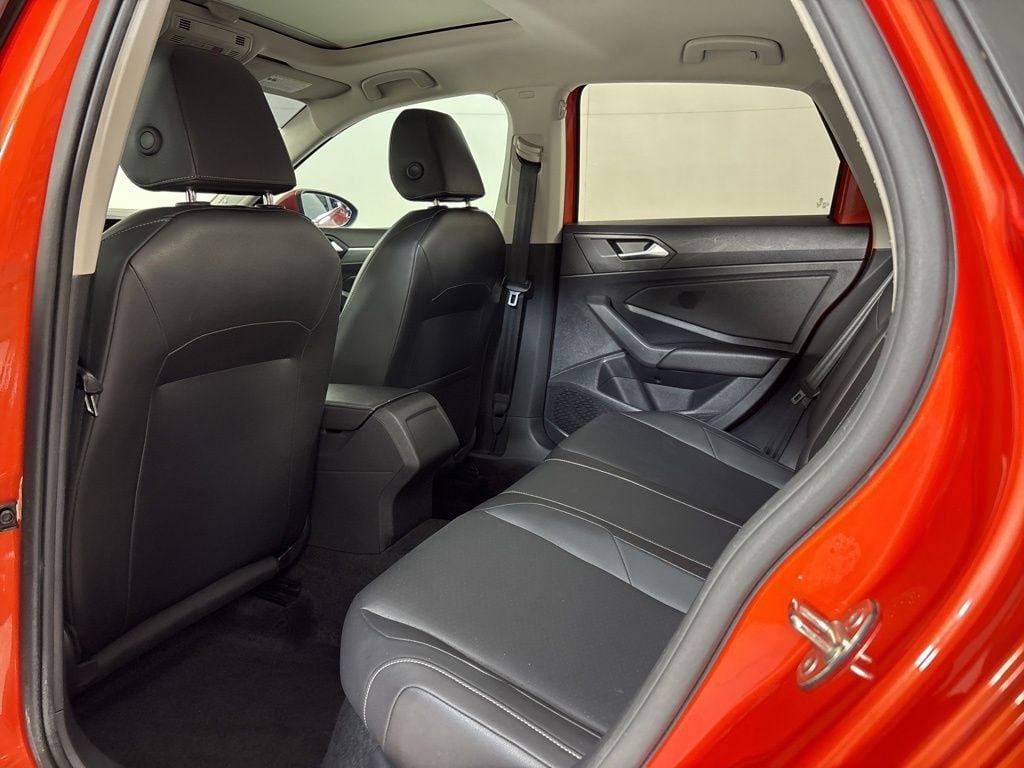 Thumbnail: 2019 Volkswagen Jetta - 18