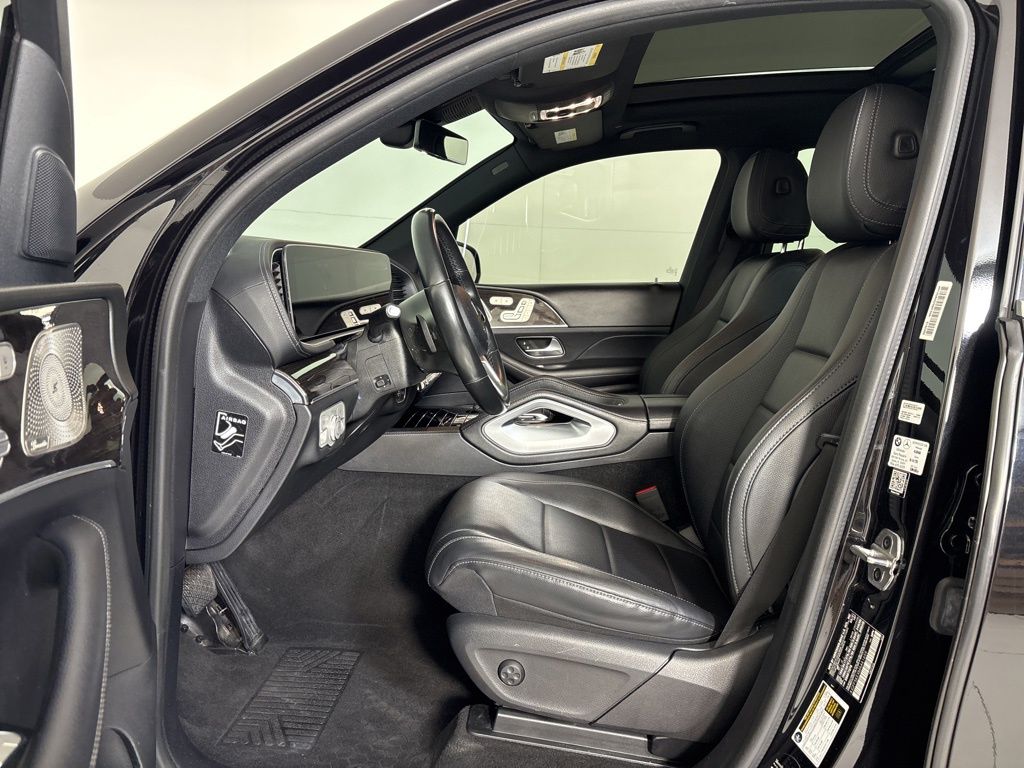 Thumbnail: 2021 Mercedes-Benz GLS - 14