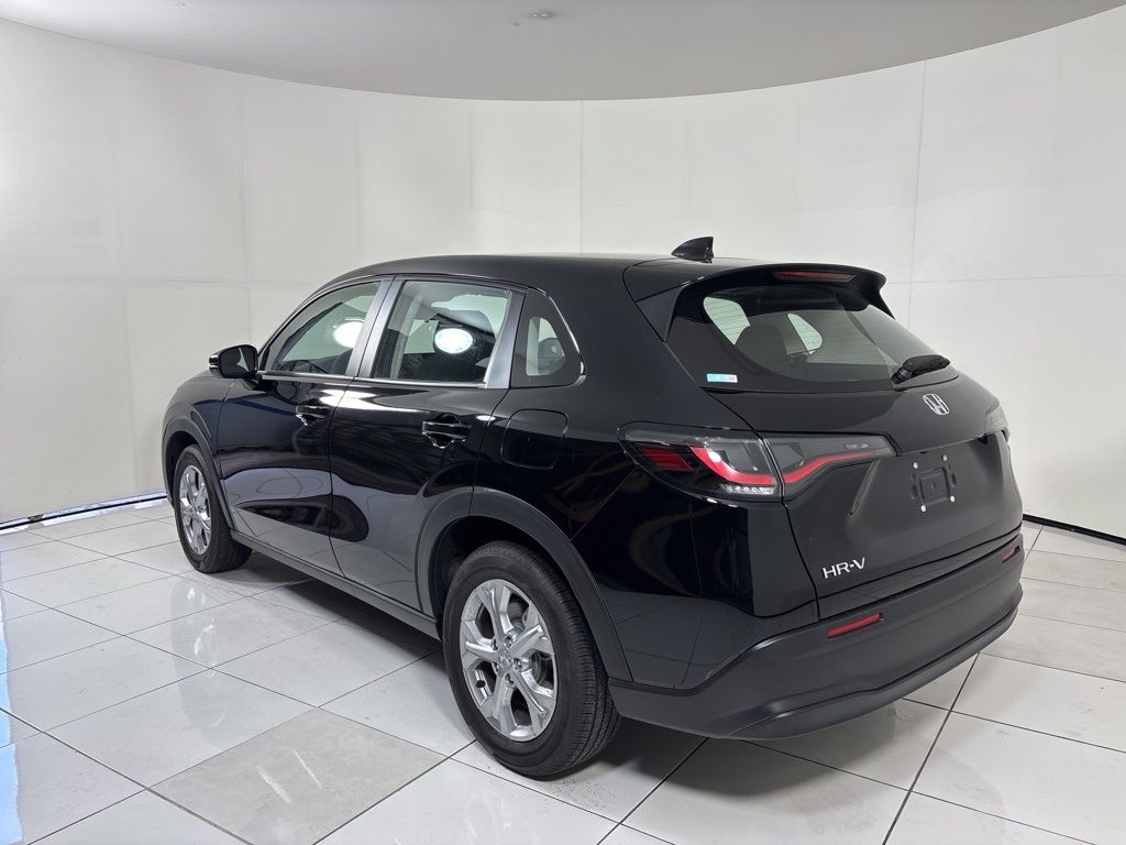 Thumbnail: 2025 Honda HR-V - 3