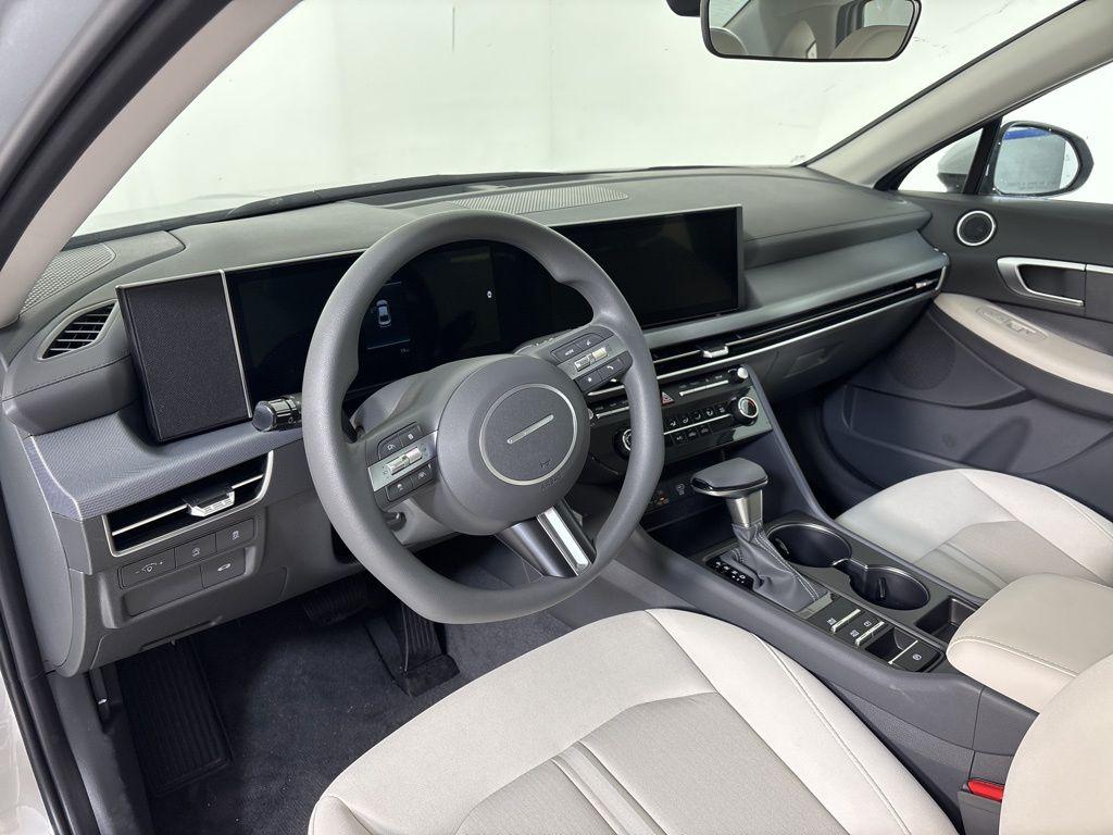 Thumbnail: 2025 Hyundai Sonata - 15