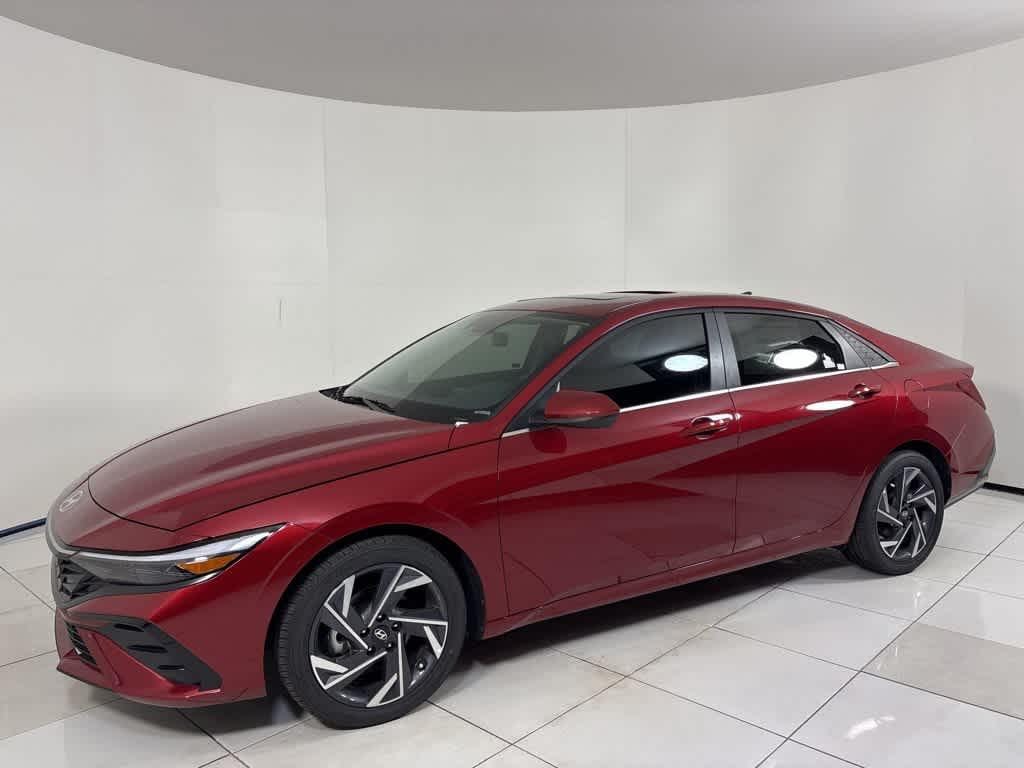 New 2025 Hyundai Elantra SEL Convenience Sedan