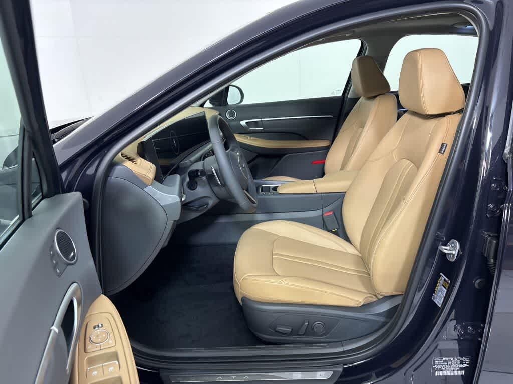 Thumbnail: 2025 Hyundai Sonata - 14