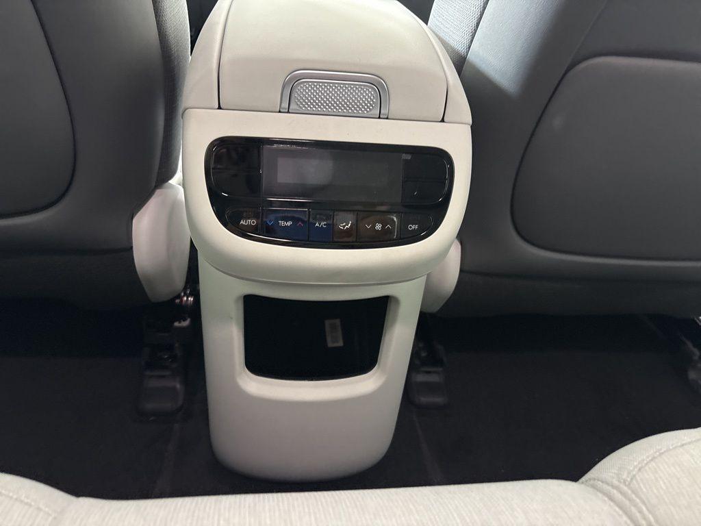 Thumbnail: 2026 Hyundai Ioniq - 24