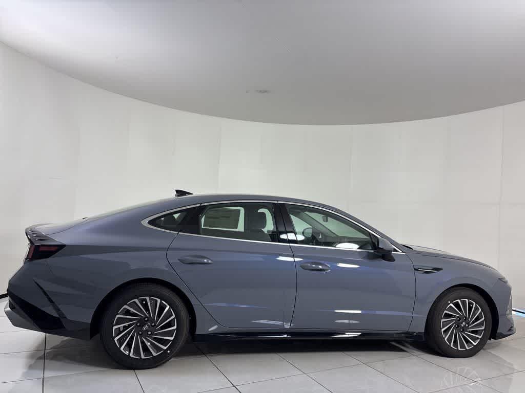Thumbnail: 2025 Hyundai Sonata - 6