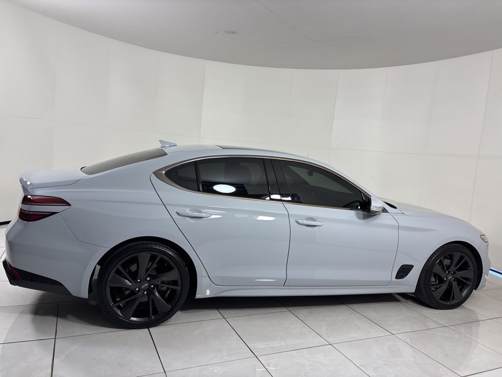 Thumbnail: 2023 Genesis G70 - 6
